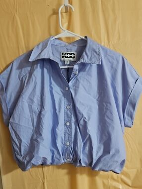 KBB BY KAHLANA The Cropped Bubble Shirt: Blue: New With Tags: Size XS